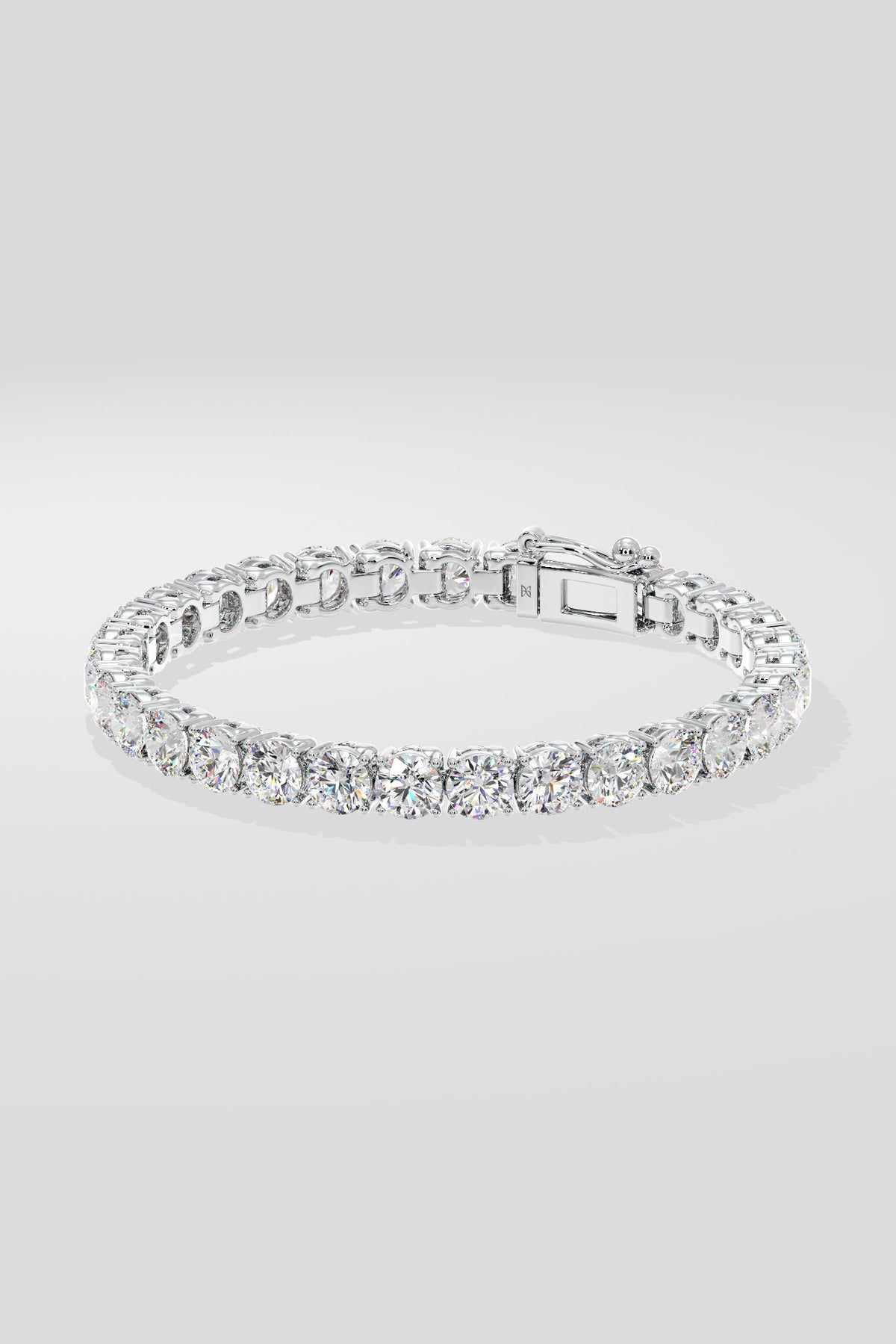 The .50 pointer Classic Round Bracelet