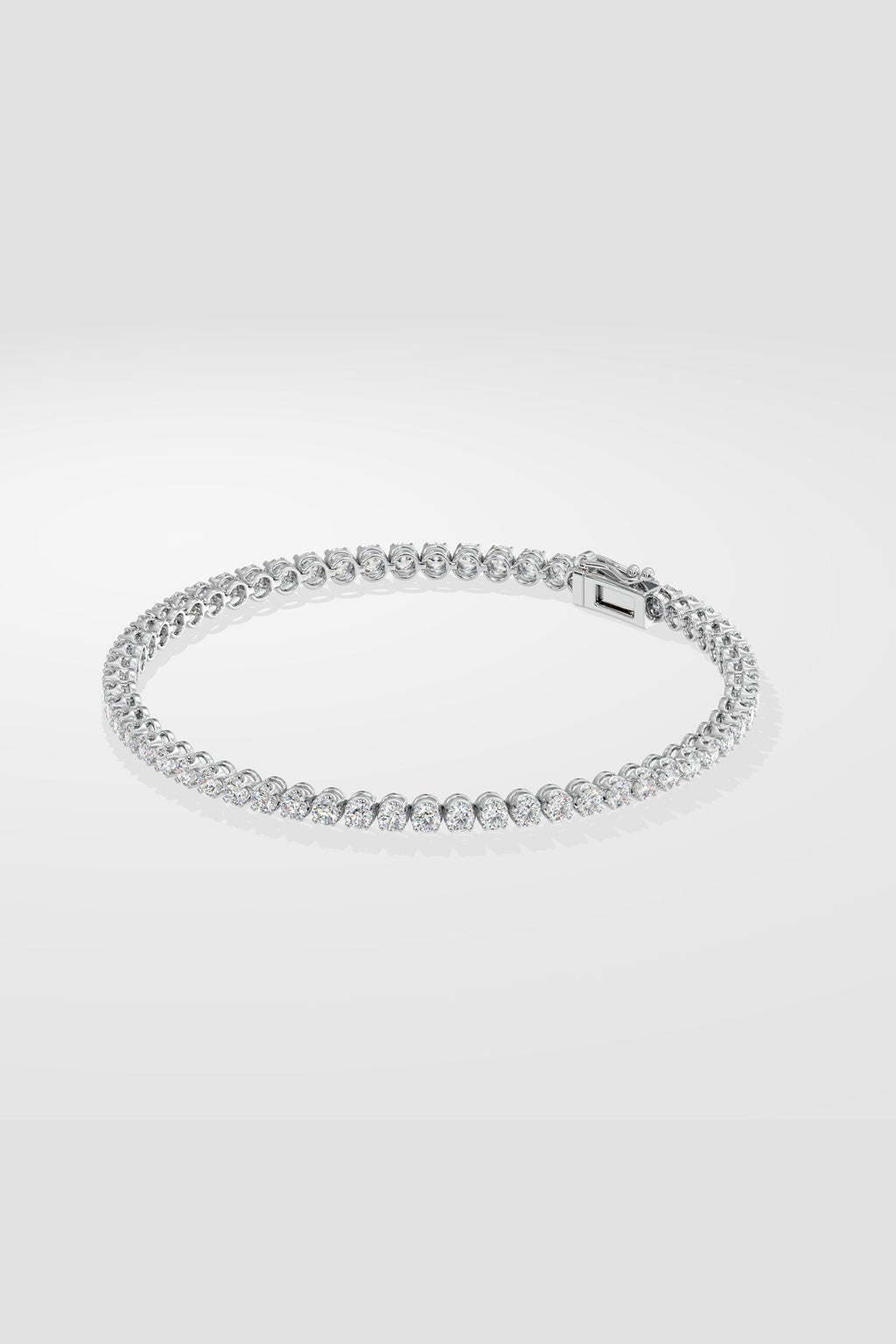 .05 Pointer Crown Tennis Bracelet